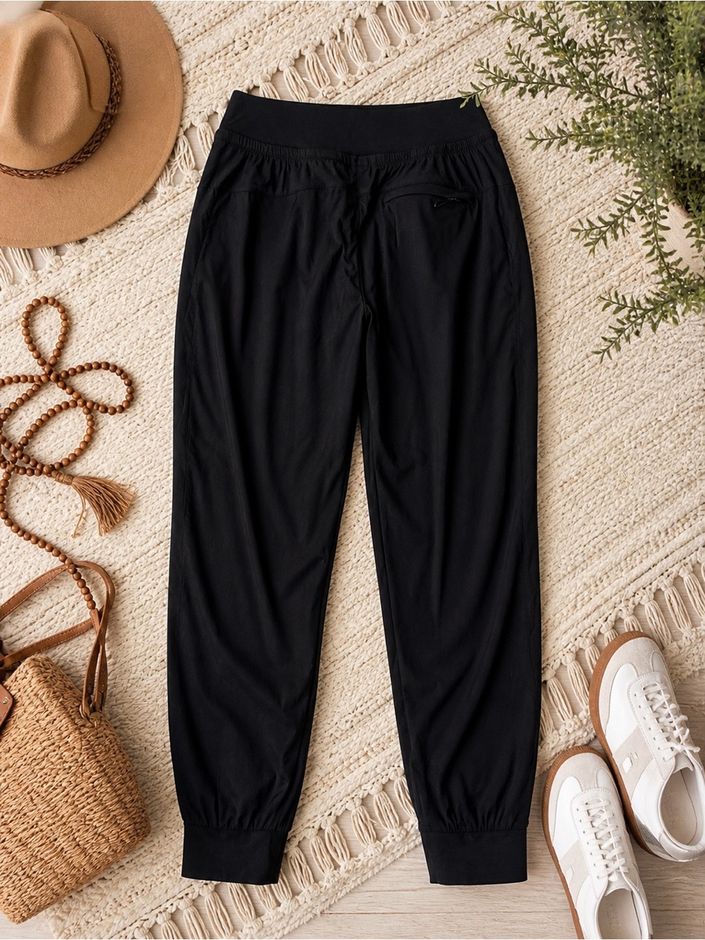 Baleaf High Waisted Joggers Black Lightweight Wind Pants Medium NWT